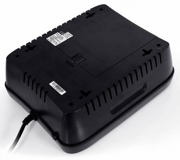 332714 Источник бесперебойного питания Spider SPD-650N 390Вт 650В.А черн. POWERCOM 