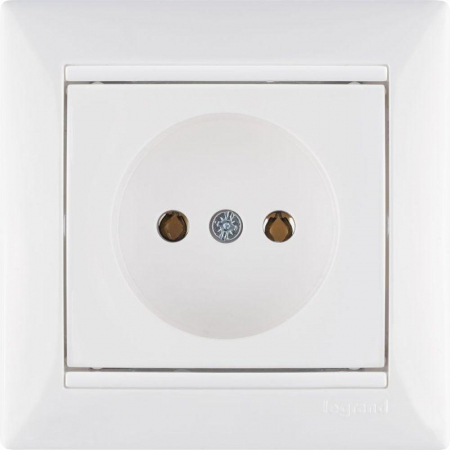 774416 Розетка 1-м СП Valena 16А IP21 без заземл. на винтах механизм бел. IEK 