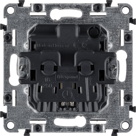 753820 Розетка 1-м СП Valena Allure 16А IP20 250В 2P+E защ. шторки безвинтов. клеммы с лицев. панелью механизм сл. кость Leg 